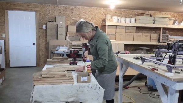 Scrap Wood Ideas ~ Easy DIY Home Decor ~ Scrap Wood Decorations ~ Old Wood Home Decor