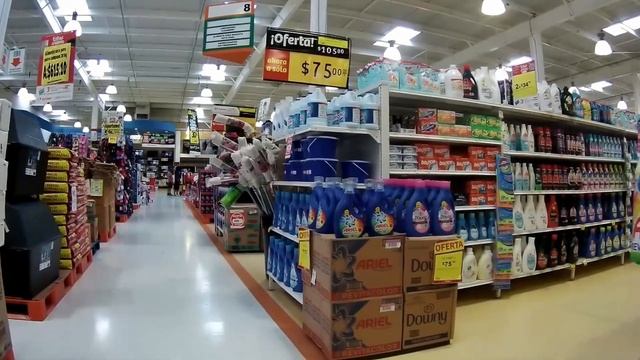 Megamart in Cozumel in a Wheelchair What it is Like - What is Unusual смотреть онлайн