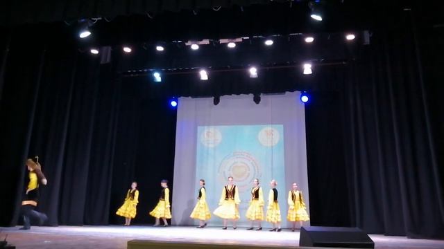 Башкирский танец от ансамбля Mix-dance смотреть онлайн