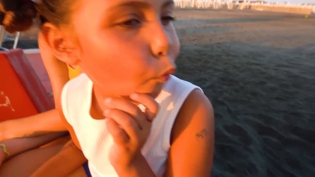 ZIA NICOLE LITIGA CON IL SUO EX FIDANZATO PERCHÈ ILARY FA FIDANZARE CON UN NUOVO RAGAZZO! *Vendetta смотреть онлайн