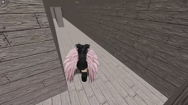 СПАСАЕМСЯ ОТ БОЛЬШОЙ ГОЛОВЫ В РОБЛОКС!/VIOLETO4KA смотреть онлайн