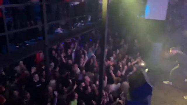 Tanir & Tyomcha (da gudda jazz) клуб Izi , 11.10.19 - мало кача смотреть онлайн