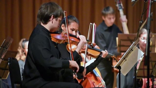 Фрагмент концерта "Шедевры мировой классики". Играет Омский камерный оркестр смотреть онлайн