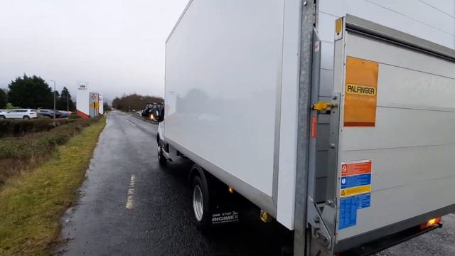 171DL3120 - 2017 Ford Transit 350 LUTON BOX BODY - TWIN WHEEL - TAIL LIFT -... смотреть онлайн