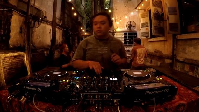STAY CONNECTED x BASSGASM | EP18 | SKULZ смотреть онлайн