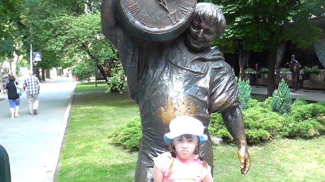 ЦЕНТР ЛЬВОВА. Гуляем по городу Львову. Достопримечательности в центре города Львова. Школа Вики.