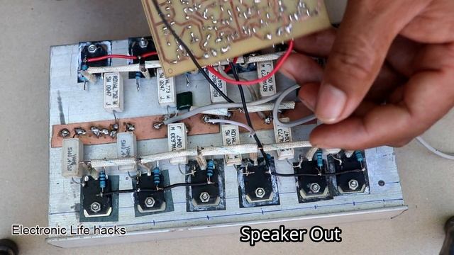 Electronic Life Hacks: Audio stereo amplifier 500W using transistors D718 and B688 смотреть онлайн