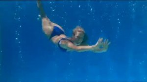 Подводное плавание девушек