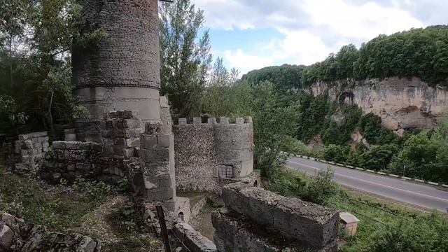 Переезд в Краснодар | Клубника Настоящая | Кавказ | Замок | смотреть онлайн