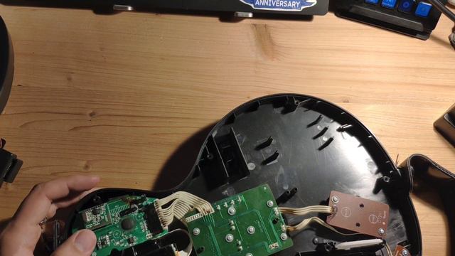 🔧 Reparar Guitarra Guitar Hero PS3 🎸 NO CONECTA 🔌 | Cómo Se Hace?! 🧠 смотреть онлайн