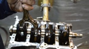 Двигатель 1ZZ после ремонта  опять начал жрать масло почему???