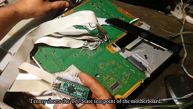 Fixing a bricked PlayStation 3 смотреть онлайн