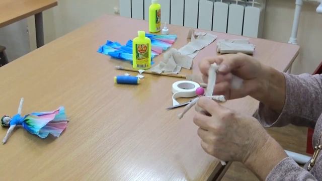 Изостудия _Берегиня_, пед. Царькова З.В., 9 урок. смотреть онлайн