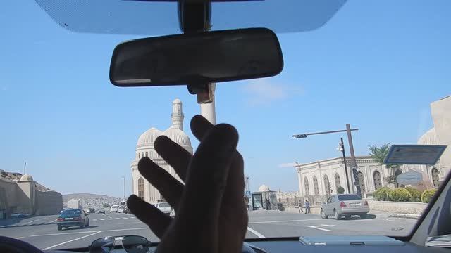 Бакинский таксист-виртуоз всех разнёс в пюх и пях смотреть онлайн