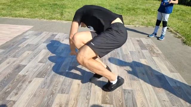 Тренер Артём Лазарев смотреть онлайн