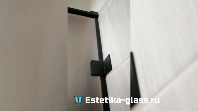 Душевая кабина из темного стекла в черной фурнитуре смотреть онлайн