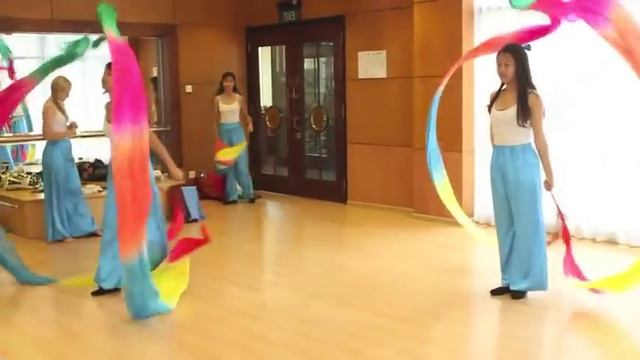 UN Chinese Ribbon Dance - Epiphany Dance смотреть онлайн