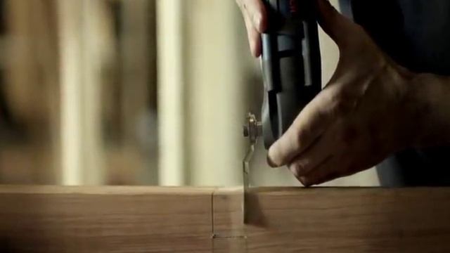 Bosch GOP10.8V-LIKIT Multi Cutter with 36 Accessories from Power Tools Pro смотреть онлайн