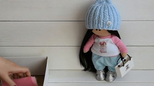 ? Обзор набора для шитья куклы "Стильная брюнетка" смотреть онлайн