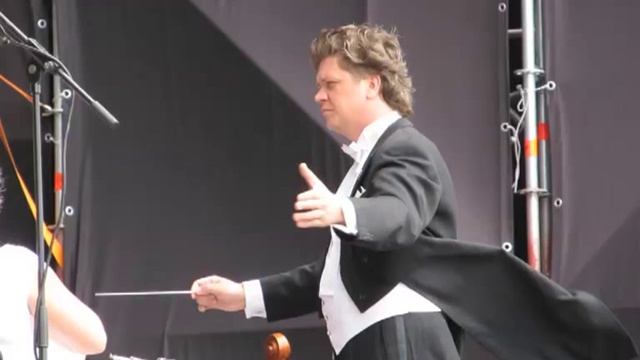 Хачатурян, Лезгинка из балета "Гаянэ" смотреть онлайн