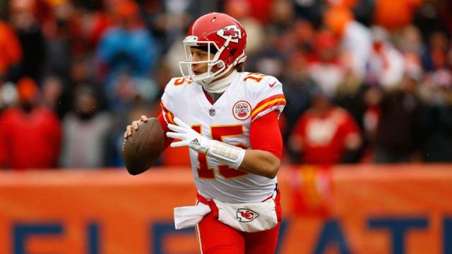 Patrick Mahomes: The Journey of a Football Genius смотреть онлайн