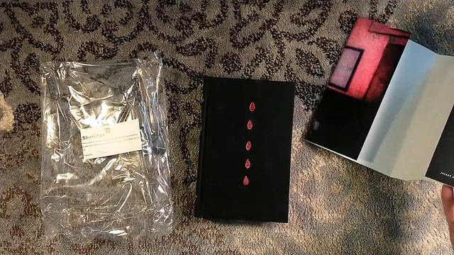 Unboxing Live Girls by Ray Garton - Centipede Press Signed Edition - Adam Braun Ron Lesser Art смотреть онлайн