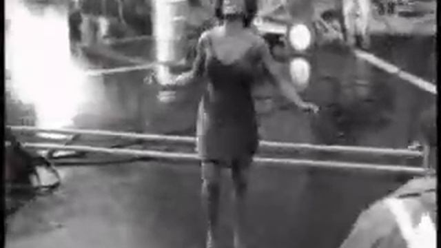 Tina Turner - Missing You смотреть онлайн