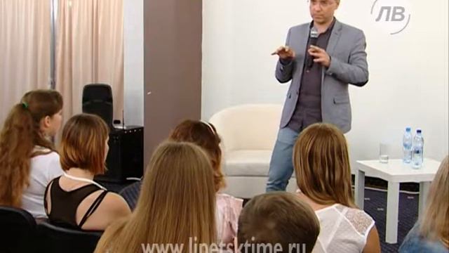 Евгений Ревенко встретился с участниками фору... смотреть онлайн