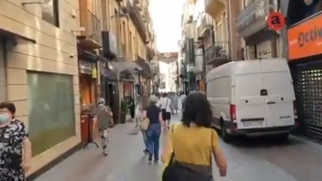 REUS 2020.  ЛЕТО В ИСПАНИИ. ПРОГУЛКА ПО  ГОРОДУ РЕУС.  ЕВРОПА ПОСЛЕ КАРАНТИНА