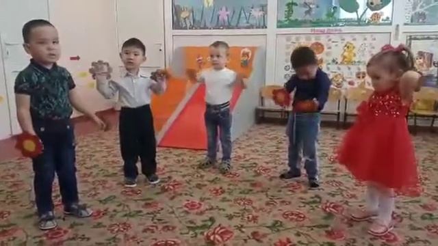 Танец с цветами Мама дорогая смотреть онлайн