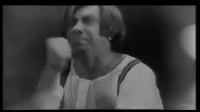 Ты похоти придаться хочешь с ним, волчица, старая и мерзкая при том! смотреть онлайн