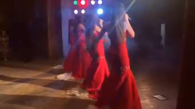 Вокальная Шоу-группа "DIVA" - Цветы без повода смотреть онлайн