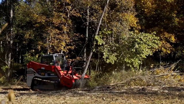 Навесной мульчер для мини-погрузчиков BH74SS в работе смотреть онлайн