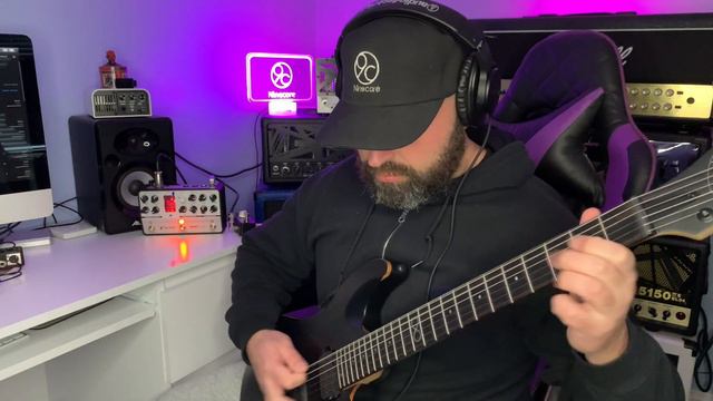 TWO NOTES REVOLT PRE AMP PEDAL METAL DEMO PART 1 смотреть онлайн