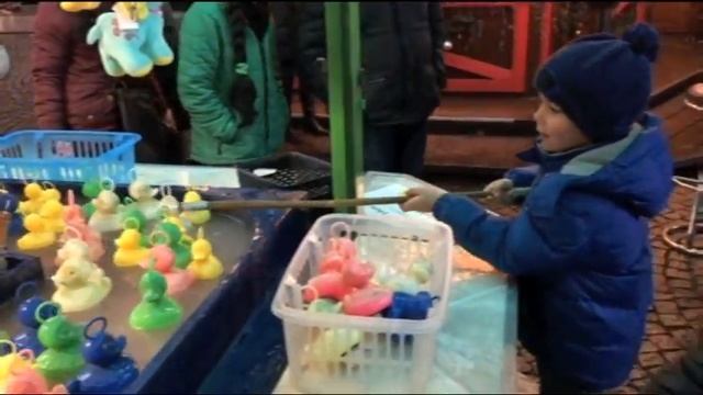 Новогодний рынок в Берлине смотреть онлайн