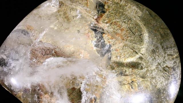 Rutilated Quartz Scrying Crystal QRT043 смотреть онлайн