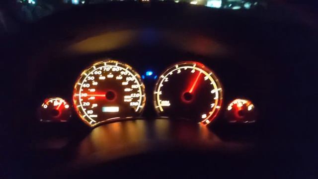 2005 Saturn Vue Red Line AWD - Full Throttle Acceleration смотреть онлайн