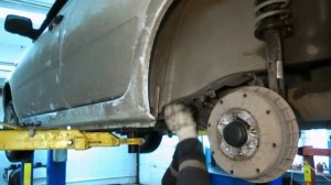 Замена заднего сайлентблока балки. Калина