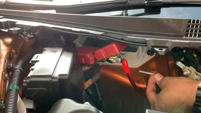 How to install an aftermarket Subwoofer and Amplifier to a Nissan GT-R 2018 смотреть онлайн