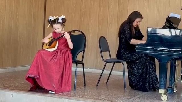 Яшина Пелагея 9 лет Е Дербенко «Полька Первокласница», РНП «Как у наших у ворот» обр С Федорова смотреть онлайн