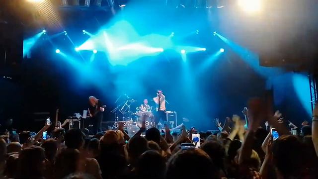 Пошлая Молли - Беспечный рыцарь тьмы LIVE 2022 Bratislava смотреть онлайн