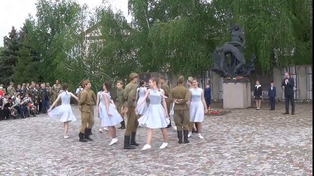 Владимир Федоренко Майский вальс смотреть онлайн