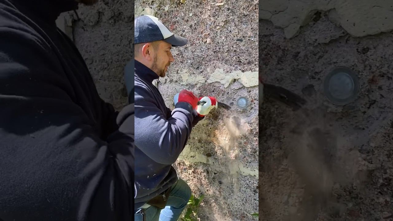 Она была замурована в стену заброшенного дома, зачем? смотреть онлайн