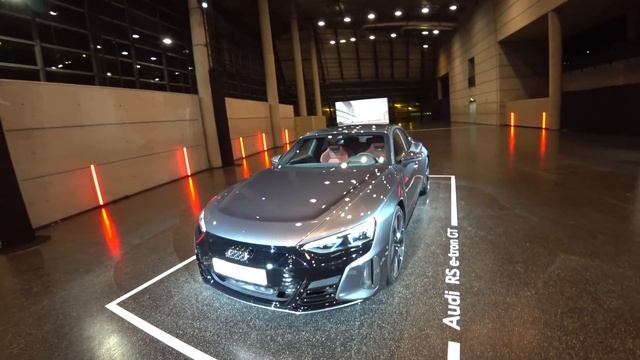 Voici l'Audi RS E-Tron GT 2021, 646ch et 140 000€ ! смотреть онлайн
