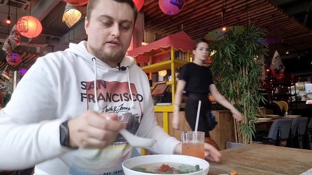 Обзор на ресторан Китайские новости на Арбате , аутентичнаяная китайская кухня ,интересные блюда??? смотреть онлайн