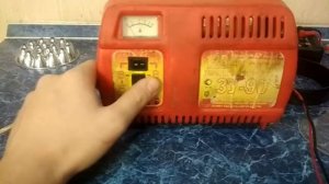 Как зарядить аккумулятор авто зарядником ЗУ-90.