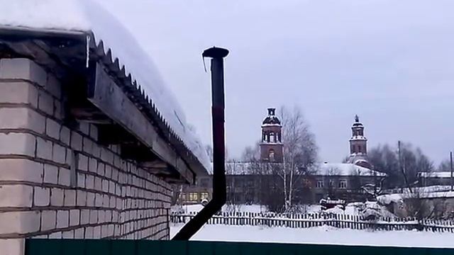 Прочистка печки на отработке и трубы,вид снаружи. смотреть онлайн