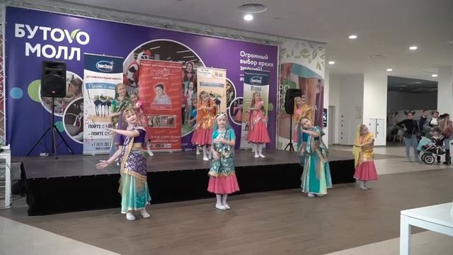 Хореографическая студия "Шармэль" - "Индийский" смотреть онлайн