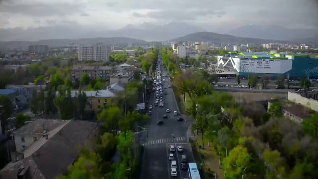 В Бишкеке - новый учебный год… и пробки смотреть онлайн