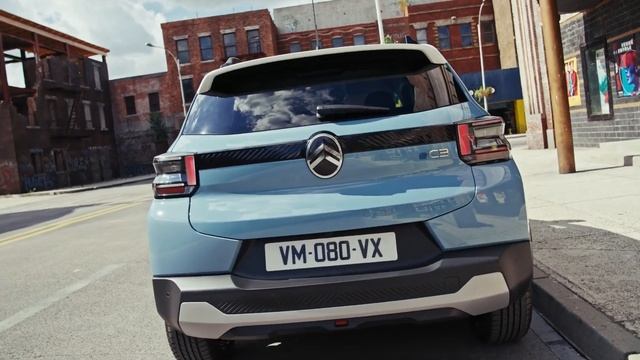Nouvelle E-C3 2024 : l'électrique à petit prix. смотреть онлайн